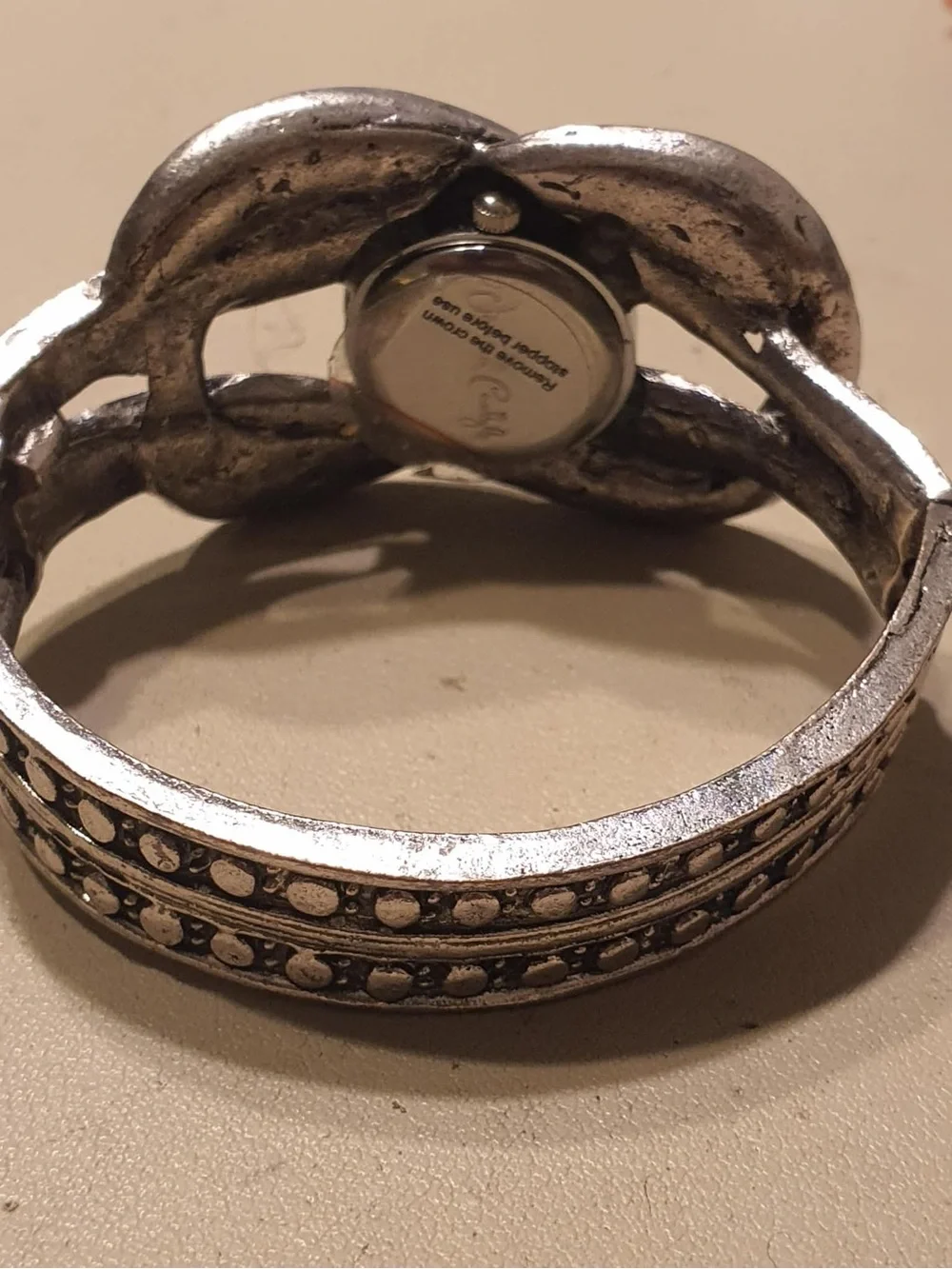10/$20 Jessica Carlyle Silver/Red Rhinestone Stainless Steel Women's Cuff watch